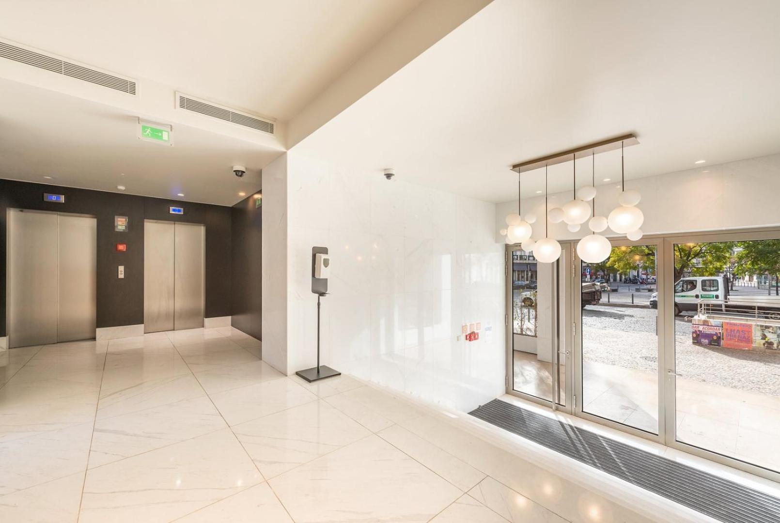 Guestready - Mid-century Near Cais Do Sodre Apartamento *